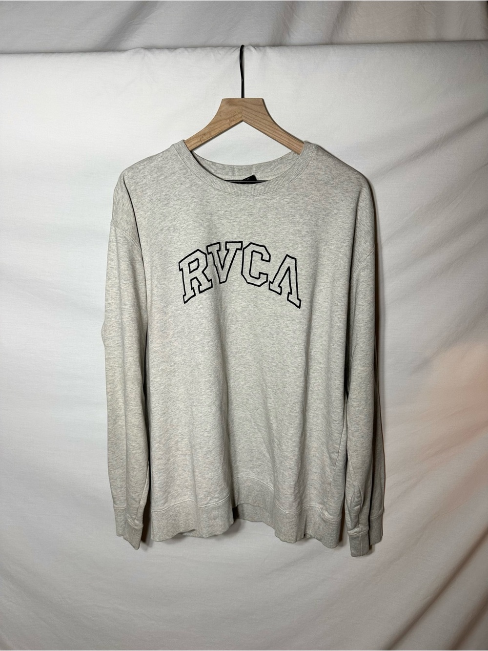 RVCA Men's Heather Light Gray Crewneck Sweatshirt with Black Logo